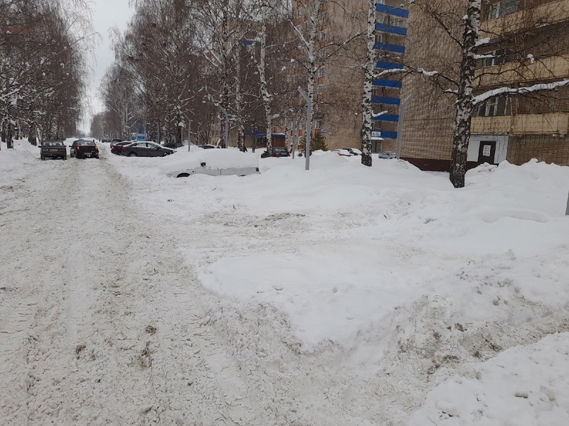 Не чищены. Ураган зимой. Зима в Якутии. Тверская область зимой. Парковка зимой Омск.