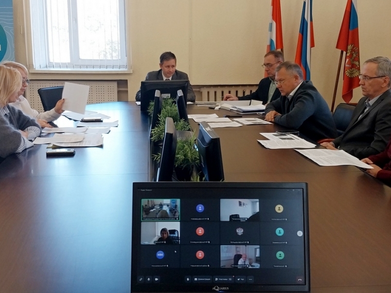 В Омской области реализуется пилотный проект по вовлечению объектов недвижимости в экономический оборот 