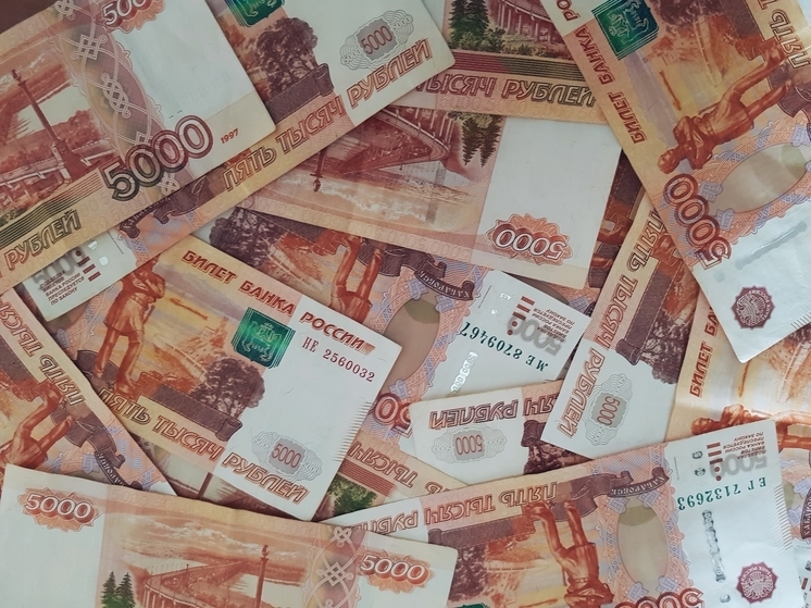 Жителей Щербиновского района осудят по подозрению в краже 60 000 рублей из сейфа знакомого