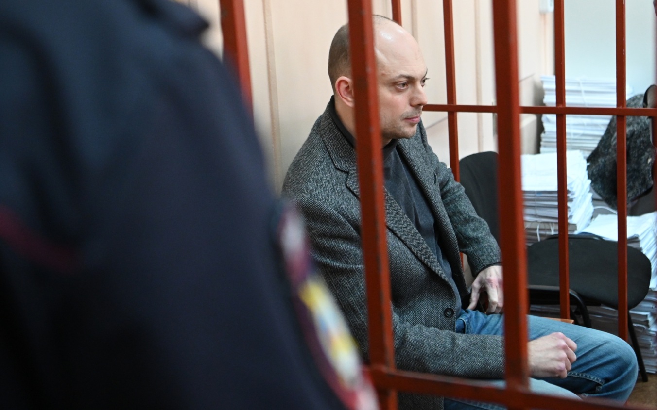 В России переобъявили в розыск журналиста-иноагента Кара-Мурзу