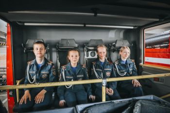 Кадеты посетили институт