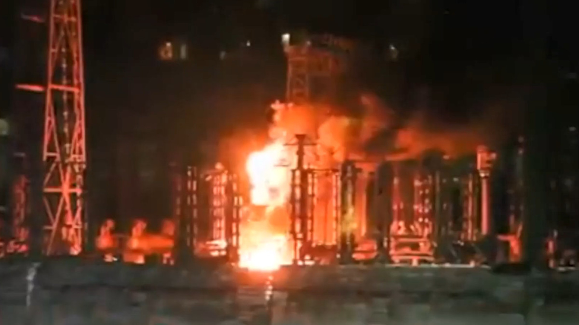 Бомбили электростанцию. Бомбили электростанцию. Бомбили электростанцию. Электростанция взорвалась. Гросси на заэс.