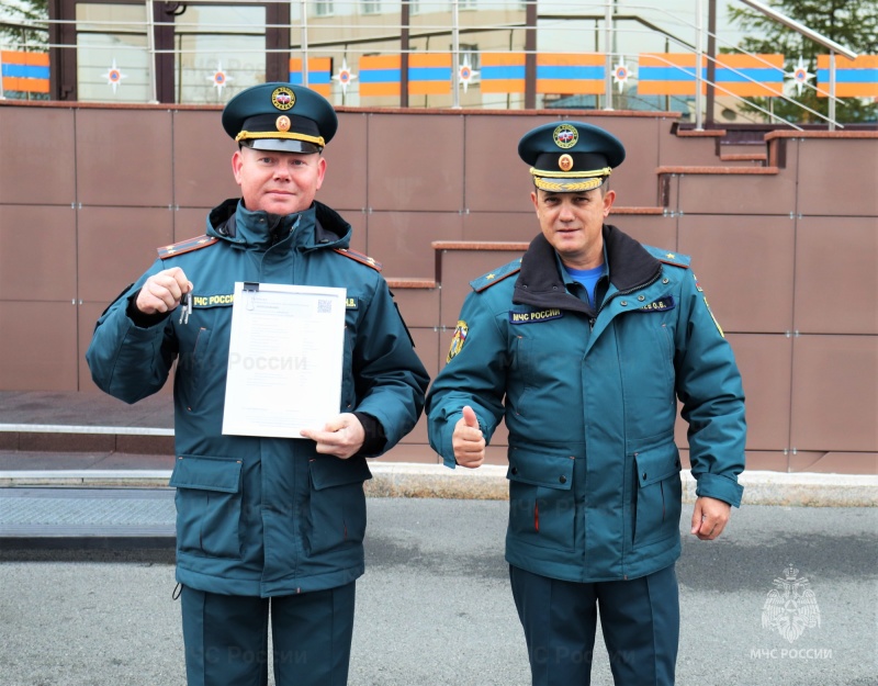Новые автомобили для инспекторов пожарного надзора