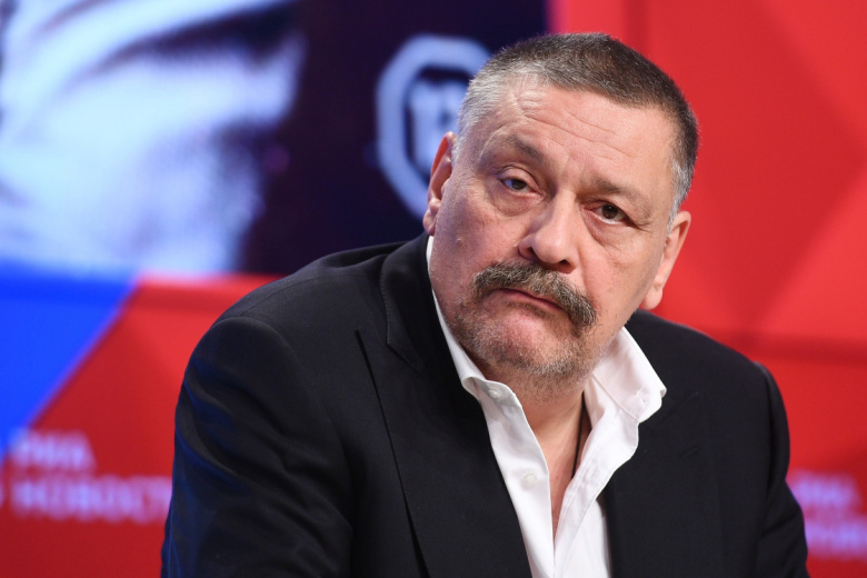 Дмитрий Назаров