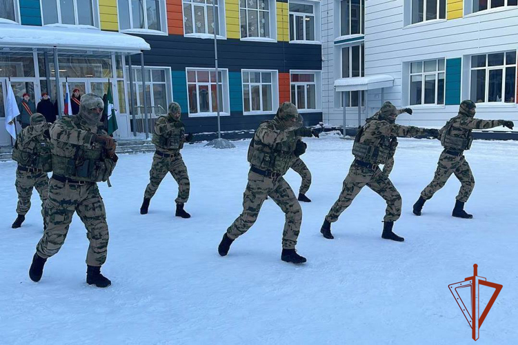 Мероприятия ко Дню Героев Отечества прошли с участием росгвардейцев в Томской области