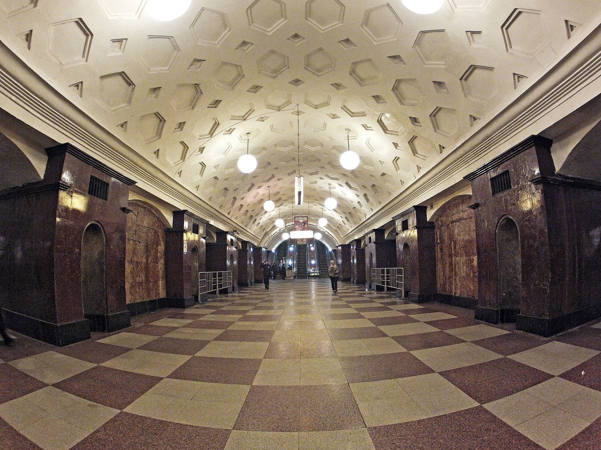 Станция метро «Красные ворота»