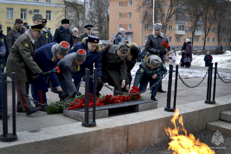 В Пскове почтили память жертв осажденного Ленинграда