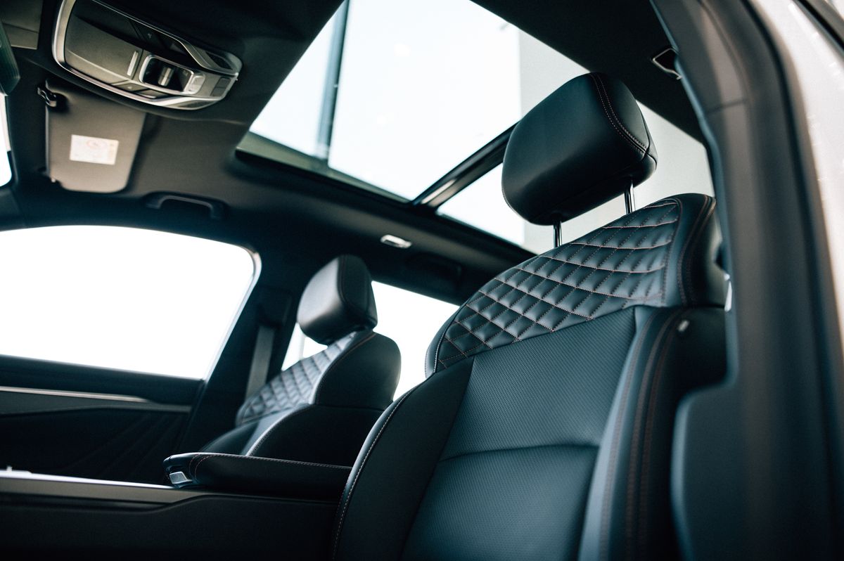 Большие планы на 2026 год? Реализуйте их с семиместным Geely Okavango!