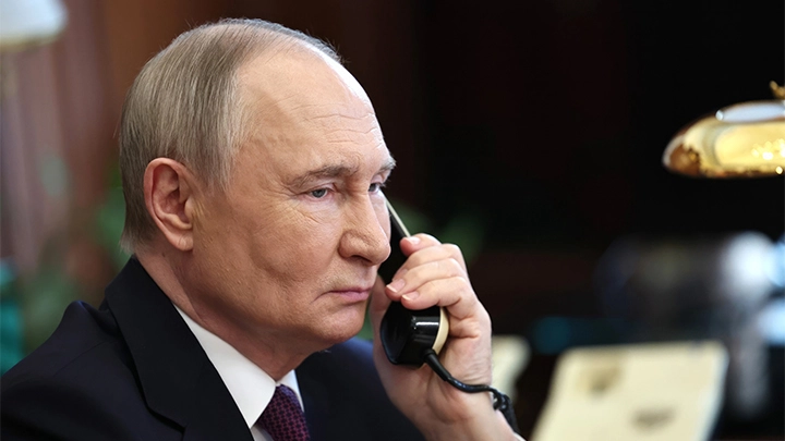 Пять загадочных звонков Путина, и Европа в панике. Трамп сдаёт Украину? Китай и Индия дали добро