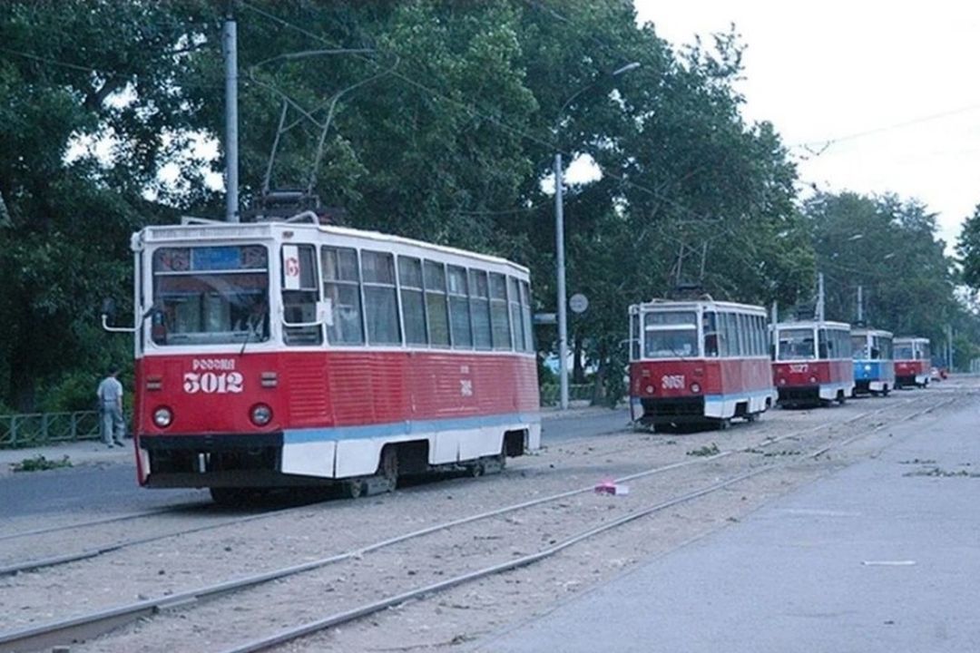 трамвай 13 новосибирск. трамвайные пути новосибирск. трамвайные пути новосибирск. трамвайный мост новосибирск. трамвай сибиряков гвардейцев.