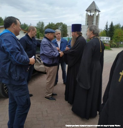 Пл Зеленоградская храмы