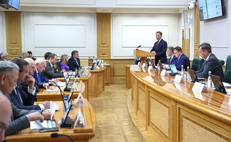 Парламентские слушания Комитета Совета Федерации по аграрно-продовольственной политике и природопользованию «О ходе реализации национального проекта «Экологическое благополучие»»