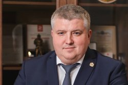 Дронов проголосовал в деревне Савино 