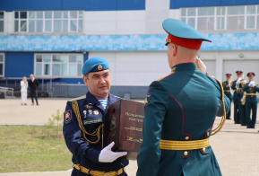 В Хабаровске прозвучал полуденный выстрел в честь 81-ой годовщины Победы в Великой Отечественной войне