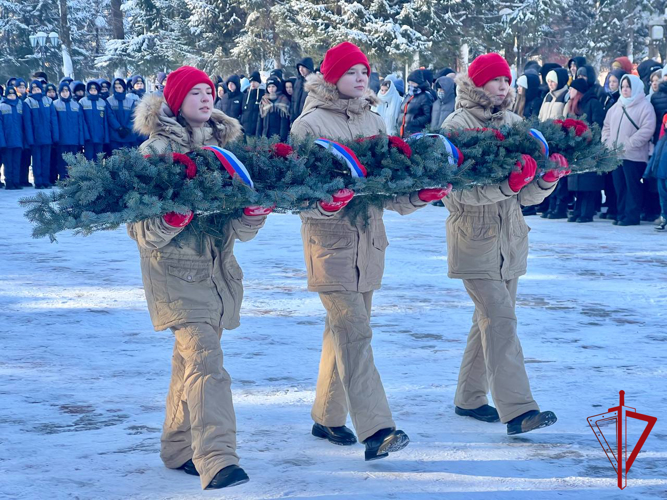 Росгвардейцы присоединились к торжественной церемонии в честь Дня неизвестного солдата