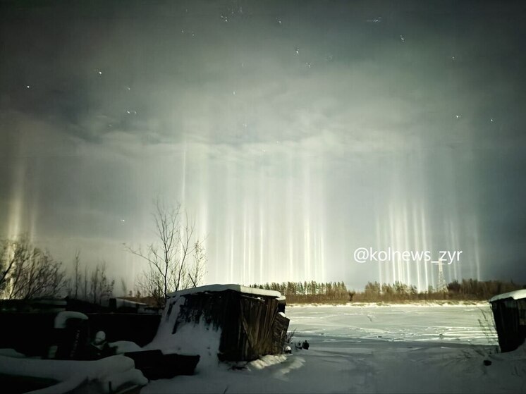 Жители Верхнеколымского района наблюдали редкое оптическое явление – световые столбы
