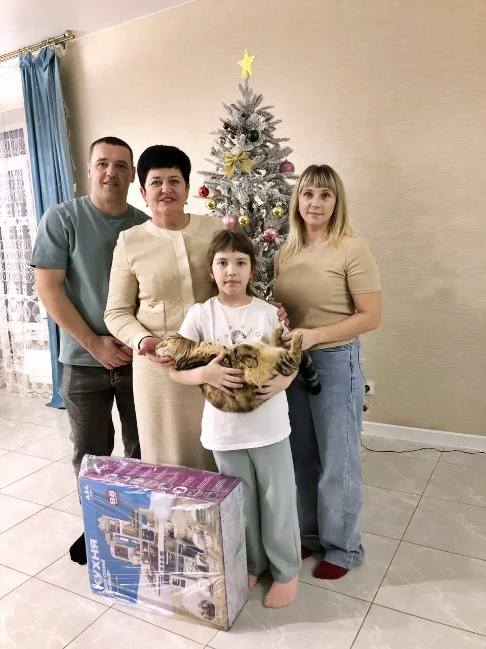 Депутат Госдумы исполнила новогоднее желание ребёнка из Суджи Курской области