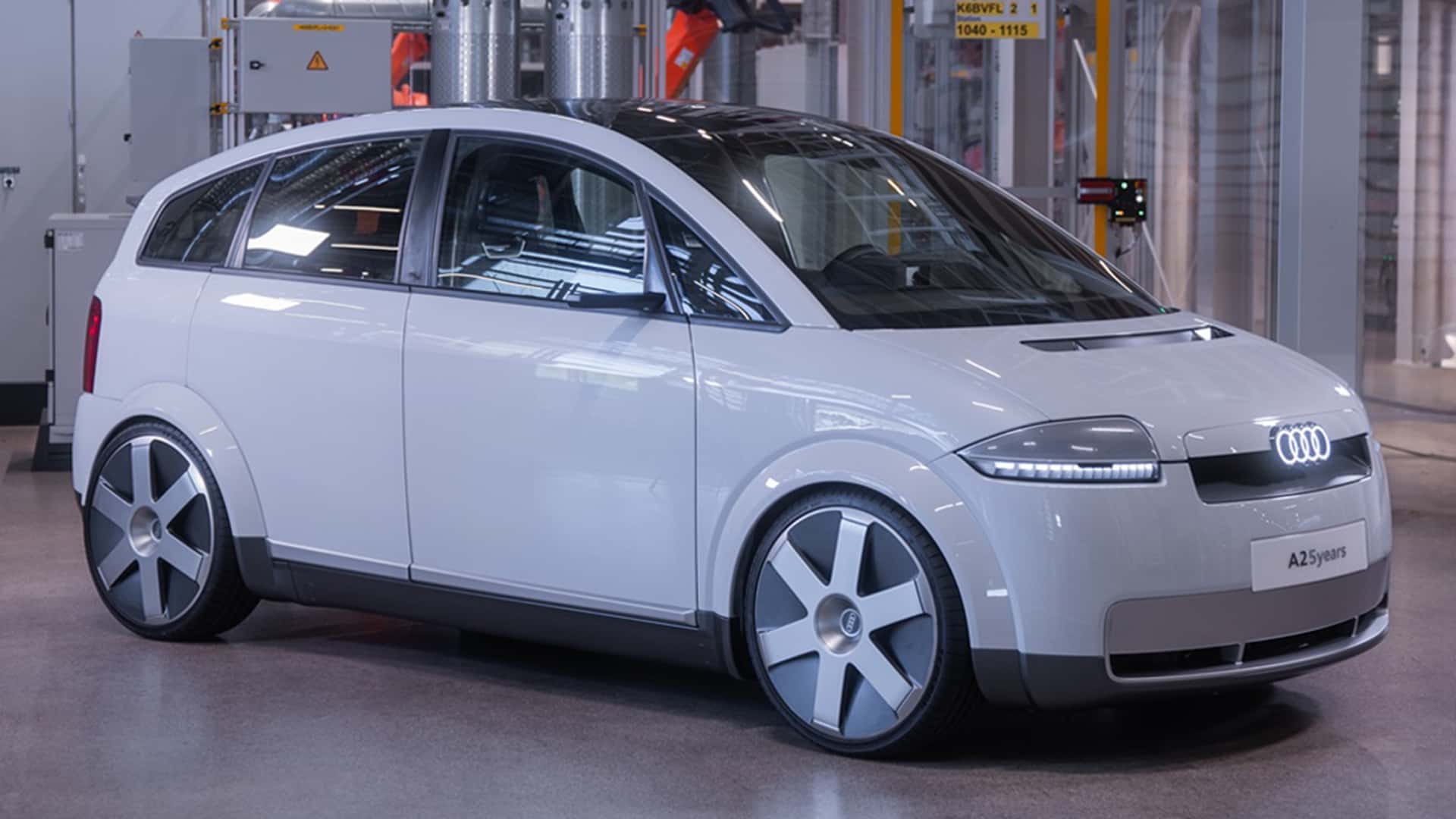 Audi представила новый-старый электрокар A2 e-Tron: что это такое?