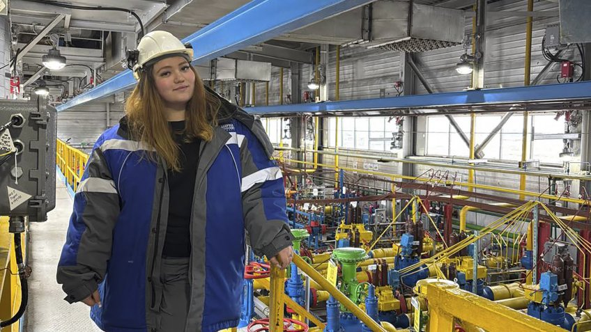 студенты спецво на практике