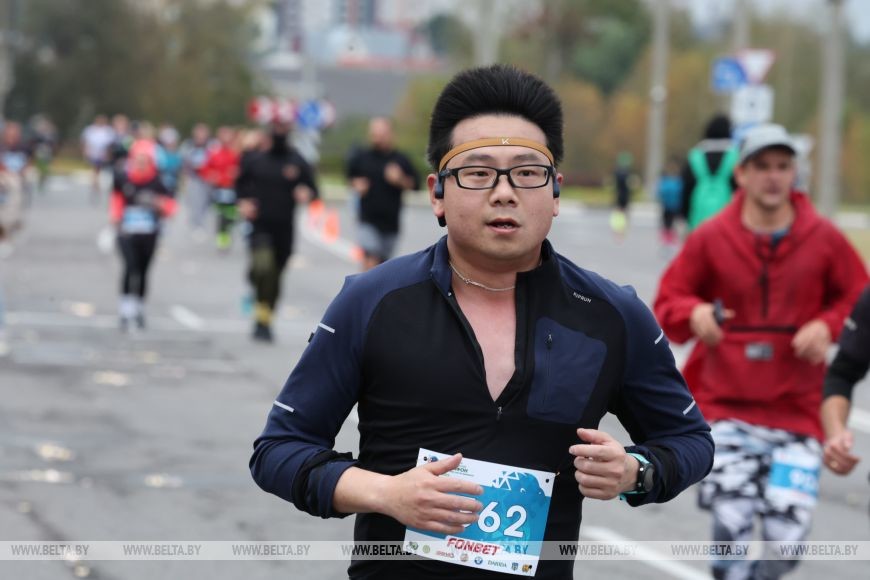 Спортивный дух Бобруйска на Могилевском марафоне: от ЧС до детских забегов