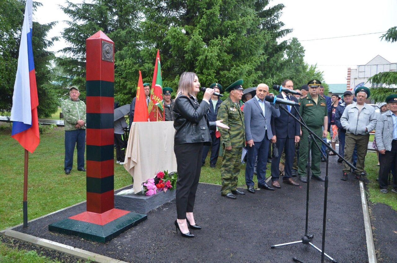 Пограничникам всех поколений