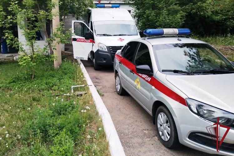 Сотрудники Росгвардии пресекли незаконный оборот наркотических средств в Улан-Удэ
