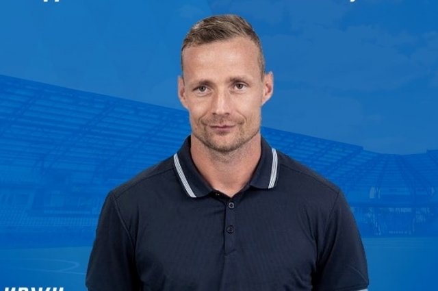 ФК «Оренбург» покинул главный тренер Иржи Ярошик.