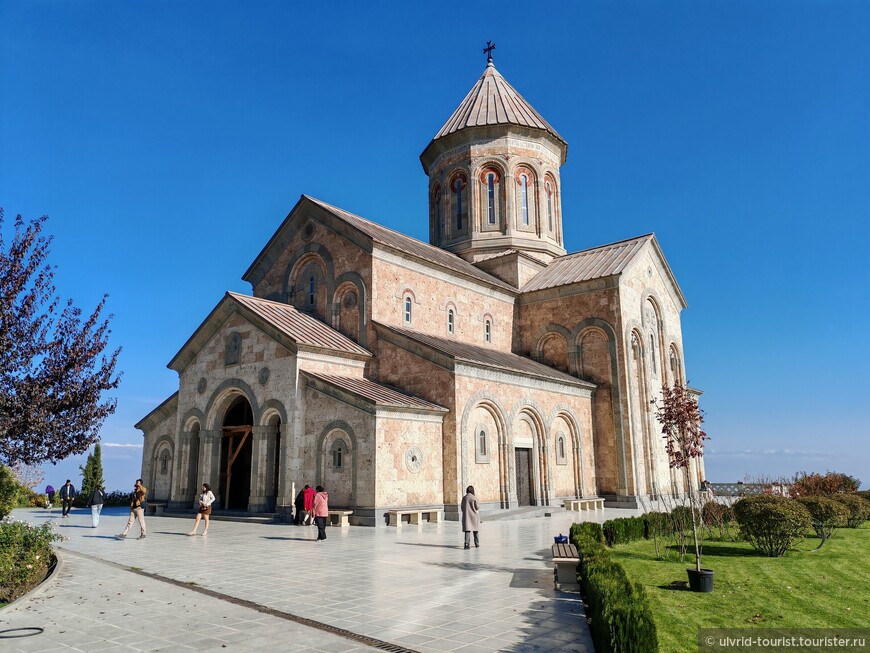 Крест из виноградной лозы