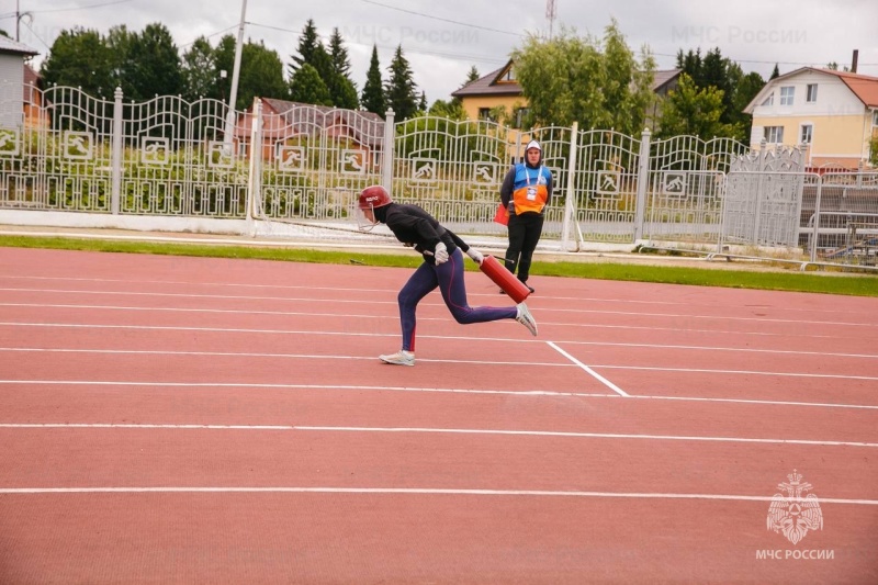 Третий день чемпионата и первенства МЧС России по пожарно-спасательному спорту