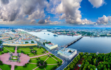В Петербурге открывается летний туристический сезон