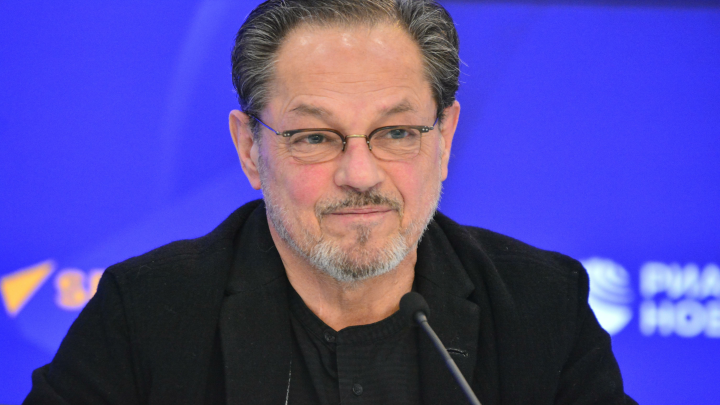 Чуть не уехал. Как хит про Комарово едва не стоил карьеры Игорю Скляру