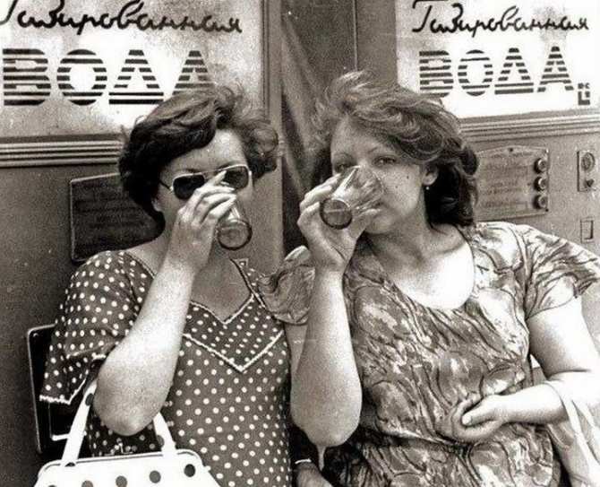 Врач рассказала, кому нельзя пить газировку | Русская весна