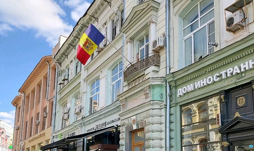 МИД Молдовы заявил о сокращении сотрудников своего посольства в России