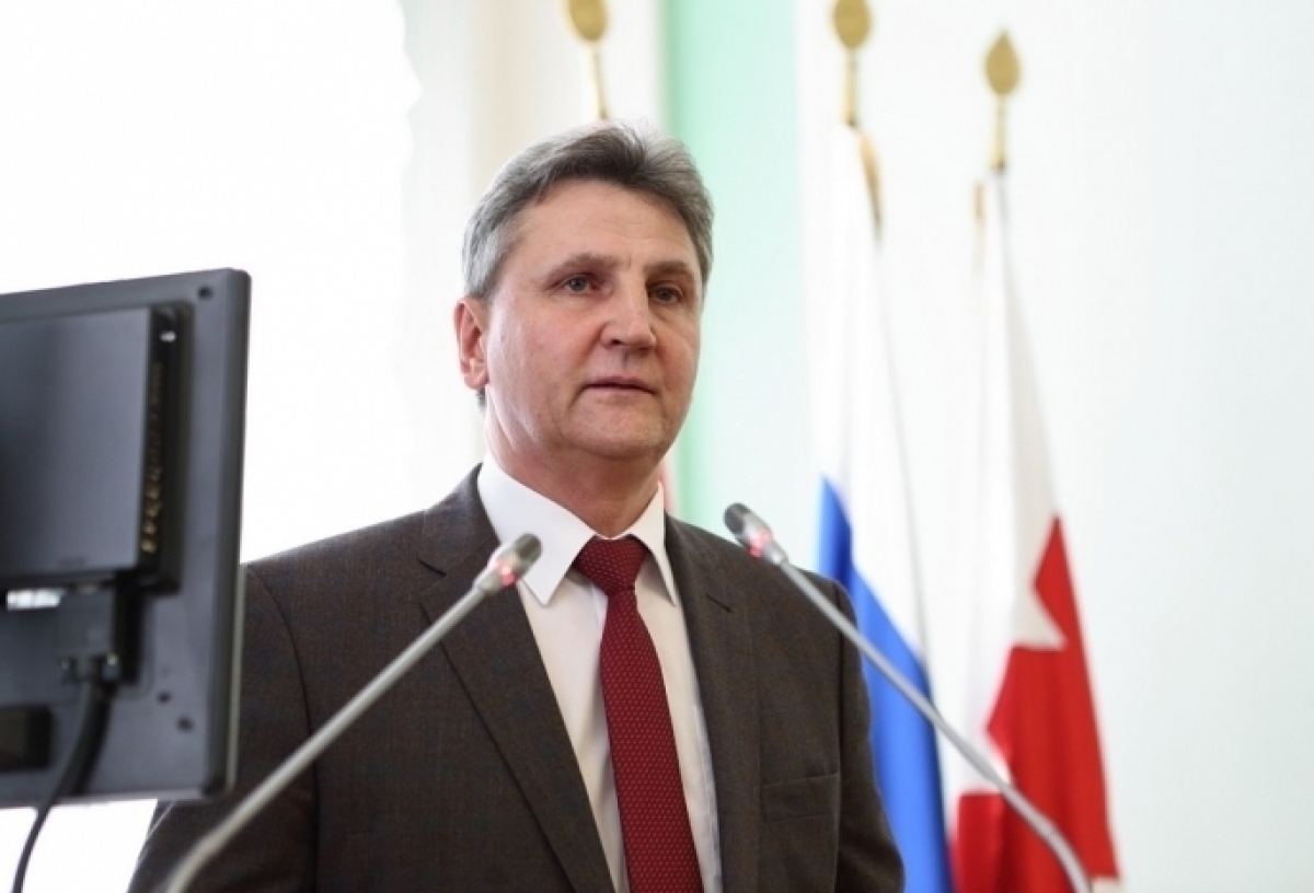 Глава Калачинского района Мецлер объяснил недовольство жителей благоустройством главной улицы своим личным восприятием