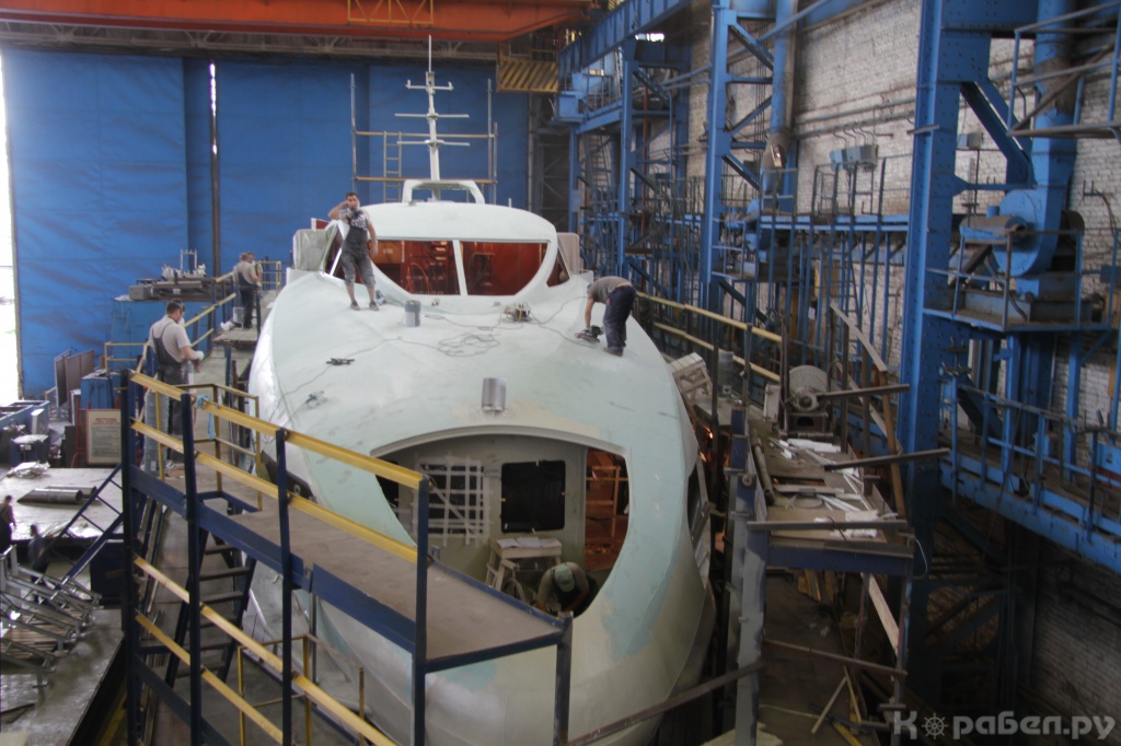 Зеленодольский завод горького сайт. Зеленодольск судостроительный завод. Завод им Горького Зеленодольск. Зеленодольск Горького. Завод имени Горького Зеленодольск корабли.