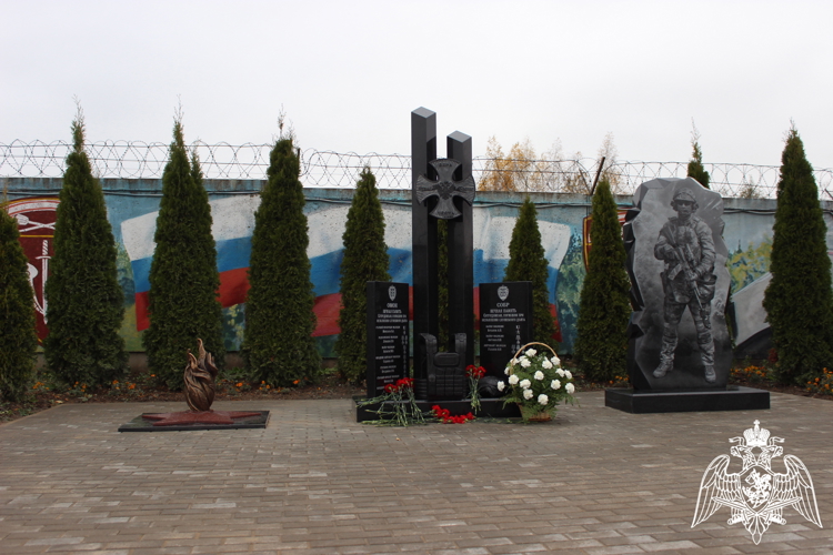 В Смоленске прошло торжественное мероприятие, посвященное дням создания ОМОН и СОБР 