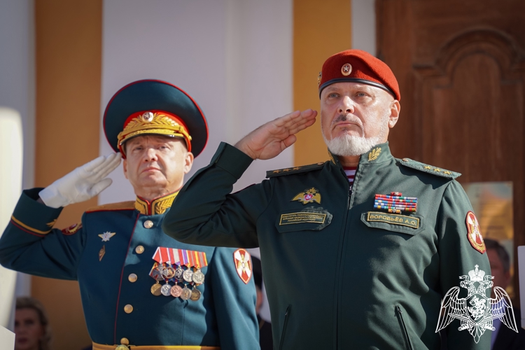 Новгородские первокурсники Военной академии Росгвардии приняли Военную присягу в Санкт-Петербурге