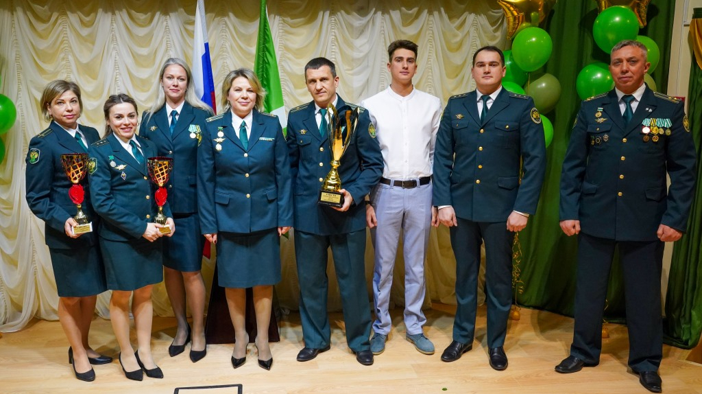Брянские таможенники завоевали золото чемпионата ЦТУ по плаванию