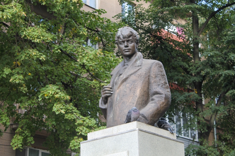 Сергей Есенин памятник