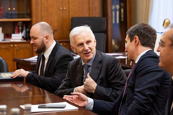 «Искренняя дружба и растущий интерес»: Россия и Иран делают ставку на совместное будущее в науке и гуманитарной сфере