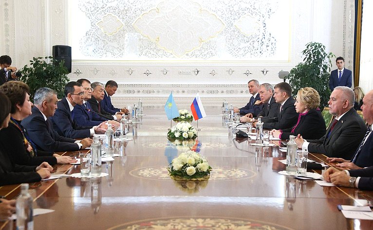 Встреча Председателя Совета Федерации Валентины Матвиенко с Председателем Сената Парламента Республики Казахстан Мауленом Ашимбаевым