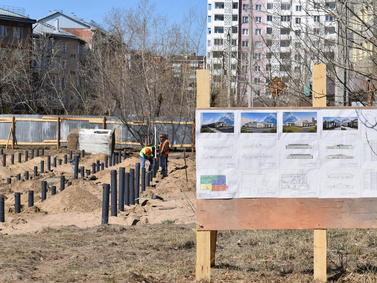 В Улан-Удэ проверили ход строительства нового приёмного покоя БСМП ...