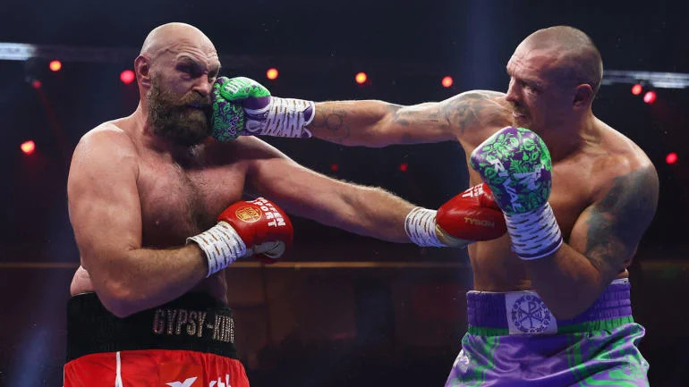 fury-usyk-2-action-_3_.jpg