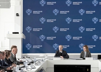 Анвар Шамузафаров провёл заседание Ассамблеи региональных Общественных советов в сферах строительства и ЖКХ 