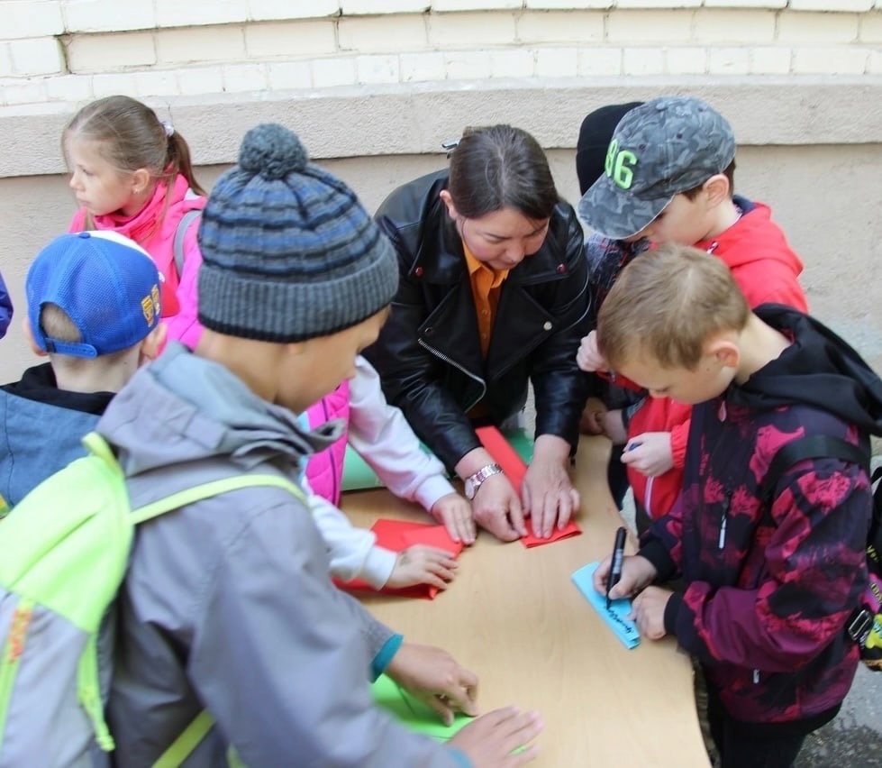 Кванториум инженерные каникулы алтайский край лагерь июнь. Ребята разработать. Ученики разрабатывают проекты. Инженерные школы на базе вузов. Профессия гейм дизайнер.