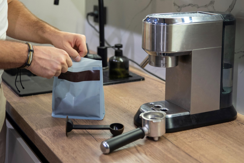 Кофемашина стала убийцей: злодей на протяжении года отравлял близких