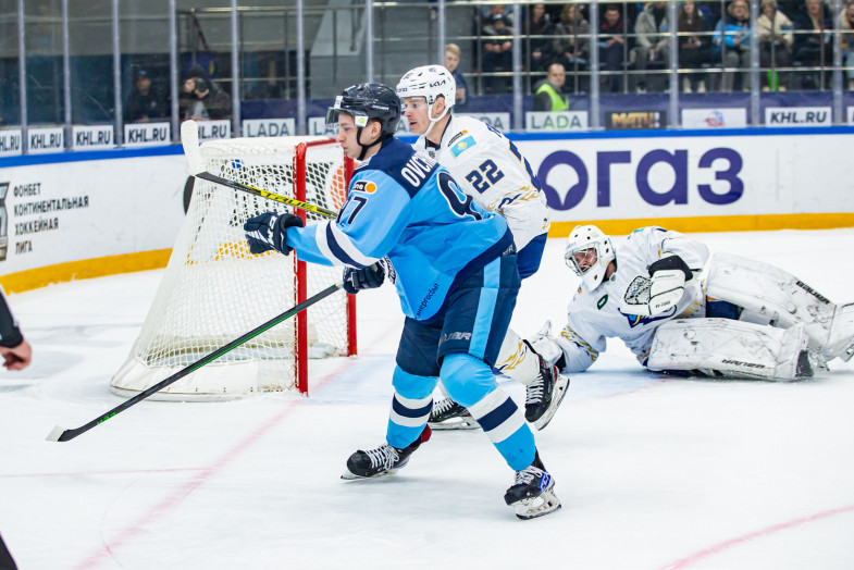 хоккей кхл. сибирь 22. барыс сибирь 1 ноября. матч барыс сибирь. «сибирь» — «барыс» фото 2023.