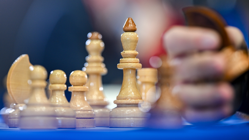 12-летний шахматист Склокин победил чемпиона мира из Индии