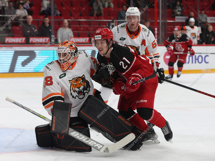 Хоккейная команда амур хабаровск. Континентальная хоккейная лига. Хоккей амур сегодня счет кхл. Хк амур хабаровск. Хк амур 1957.