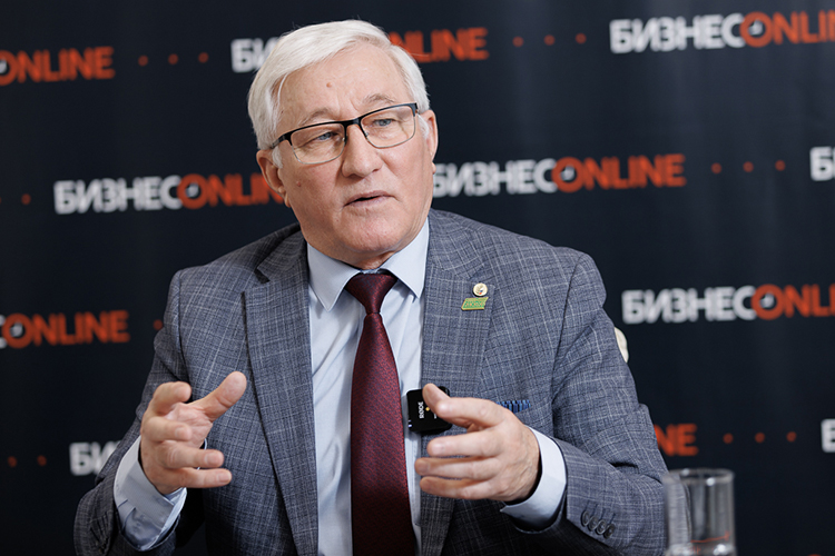 Камияр Байтемиров: «Люди стали по-другому относиться к труду — хотят получить максимум»